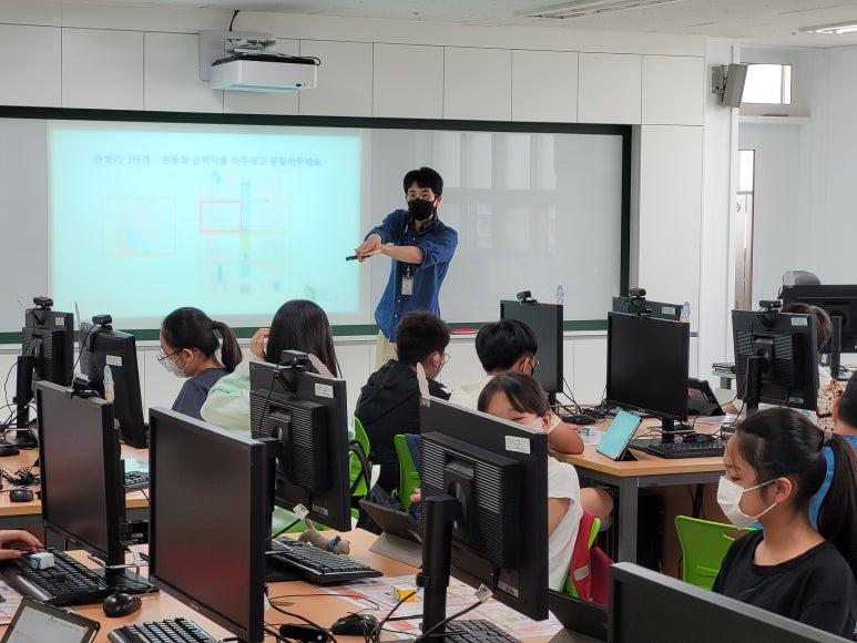 초등학생 대상 코딩 특강